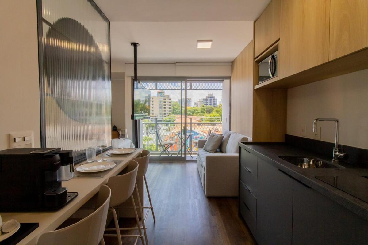 Apto Pinheiros Madalena * São Paulo